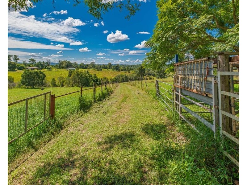 68 Tipping Road, Chatsworth QLD 4570