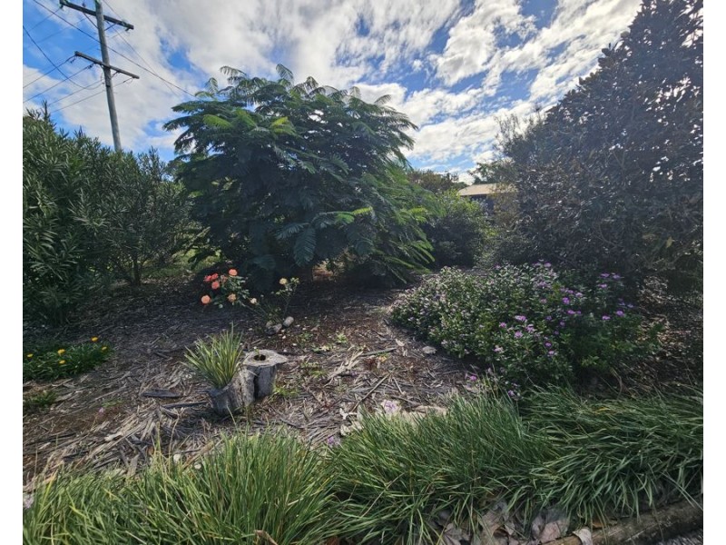 11 Leddy Court, Moffatdale QLD 4605