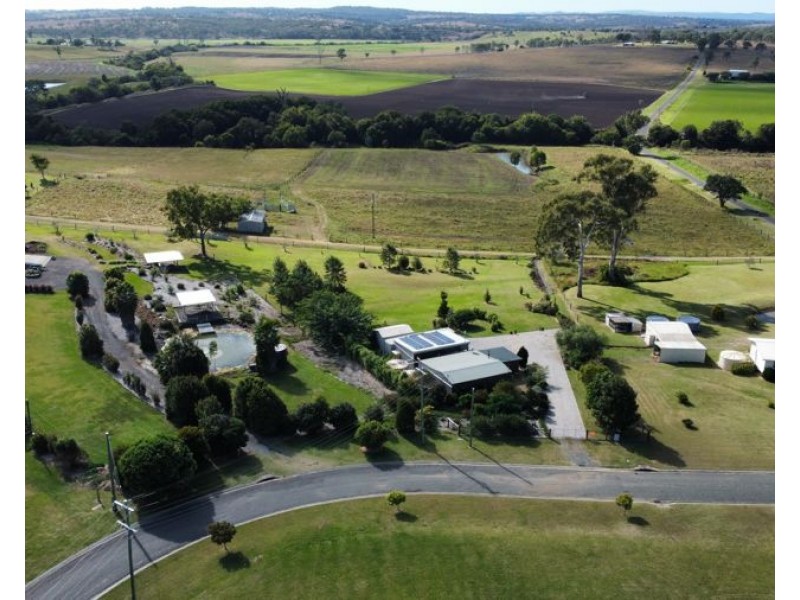 11 Leddy Court, Moffatdale QLD 4605