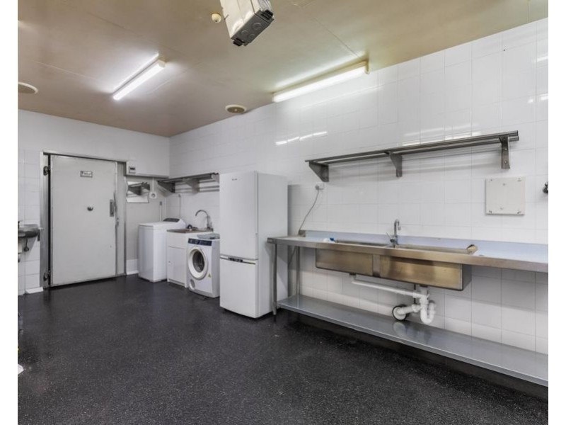 4 Gympie Road, Tin Can Bay QLD 4580