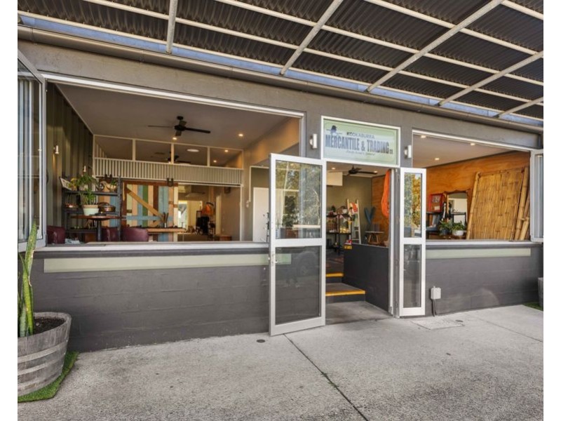 4 Gympie Road, Tin Can Bay QLD 4580
