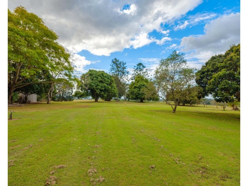 74 Green Trees Road, Pie Creek QLD 4570