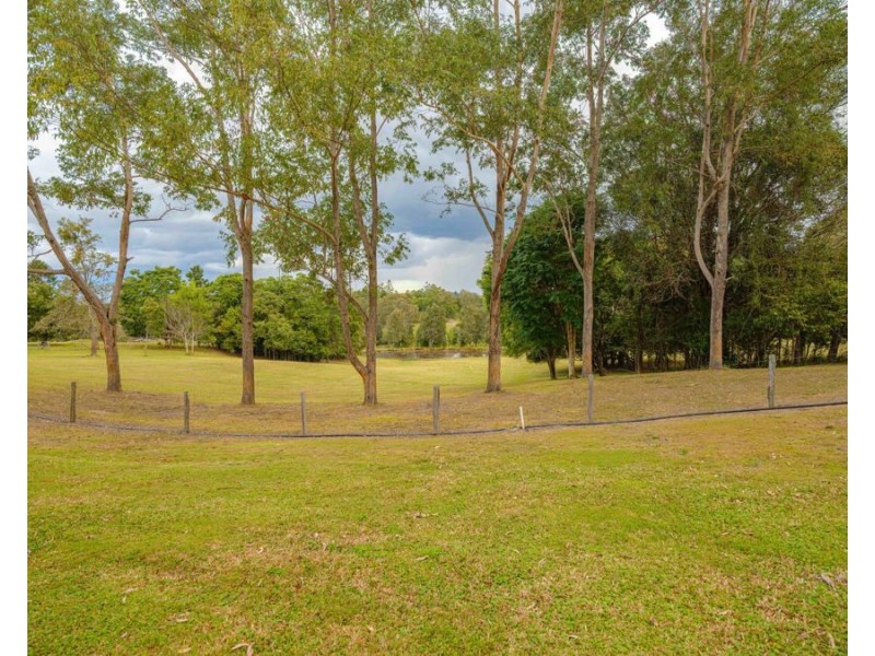 74 Green Trees Road, Pie Creek QLD 4570