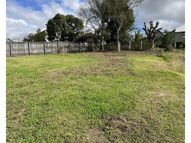 8 Bennett Street, Gympie QLD 4570