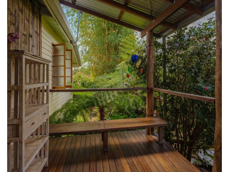 20 Browns Road, Victory Heights QLD 4570