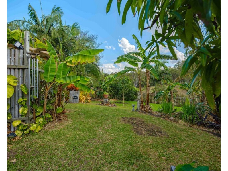 20 Browns Road, Victory Heights QLD 4570