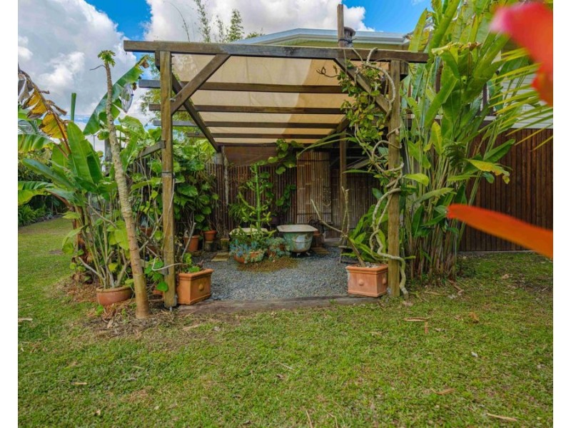 20 Browns Road, Victory Heights QLD 4570