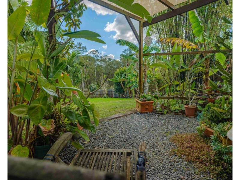 20 Browns Road, Victory Heights QLD 4570