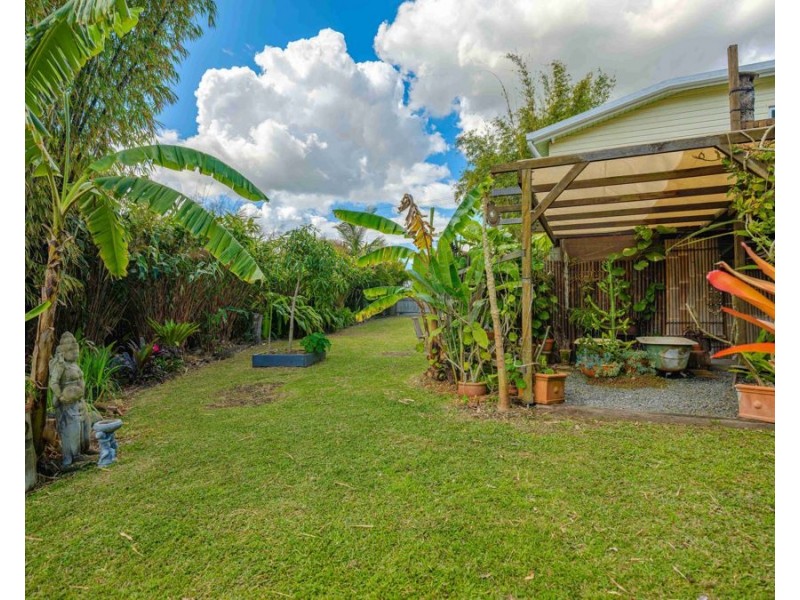 20 Browns Road, Victory Heights QLD 4570