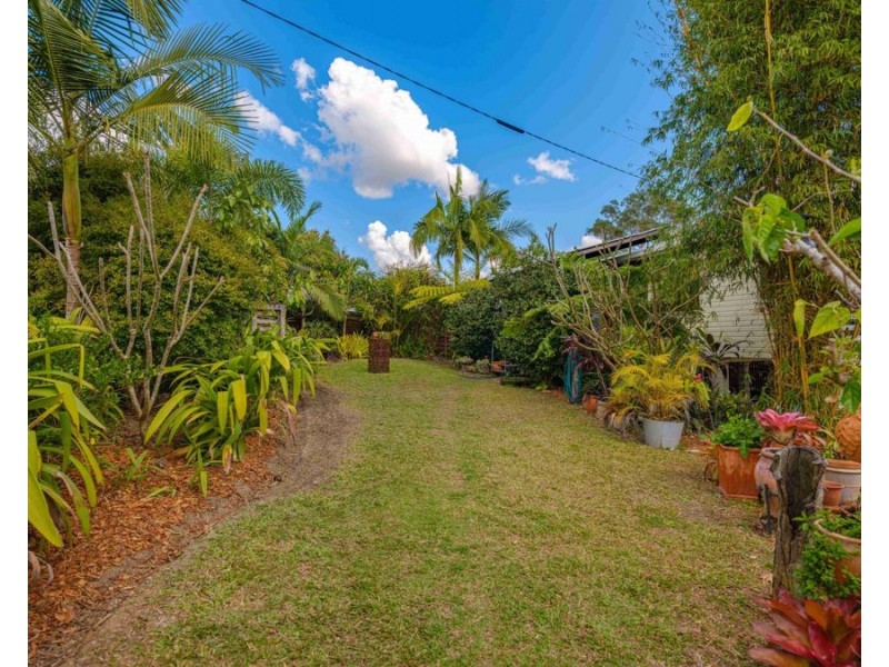 20 Browns Road, Victory Heights QLD 4570