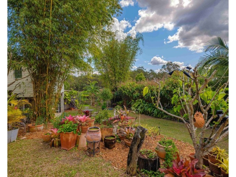 20 Browns Road, Victory Heights QLD 4570