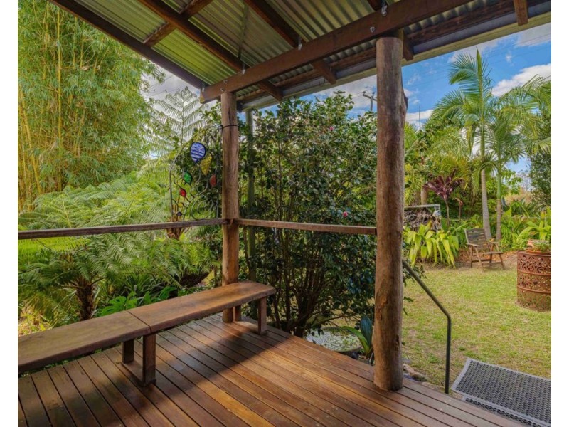 20 Browns Road, Victory Heights QLD 4570