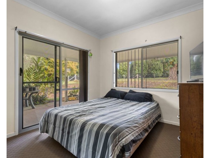 821 Kin Kin Road, Wolvi QLD 4570