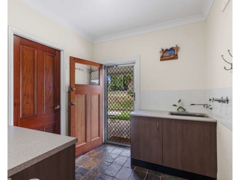821 Kin Kin Road, Wolvi QLD 4570