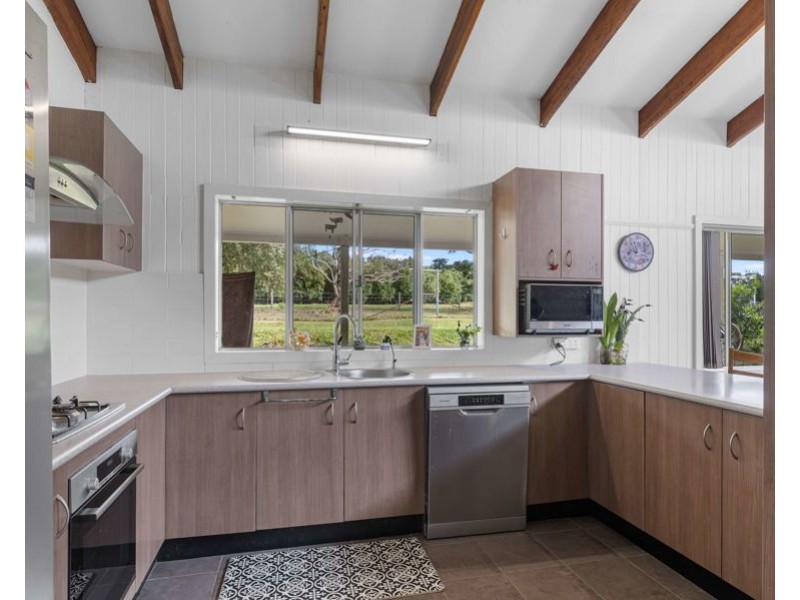 821 Kin Kin Road, Wolvi QLD 4570