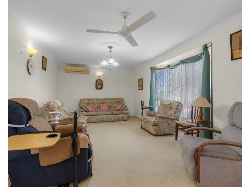 73 Groundwater Road, Southside QLD 4570