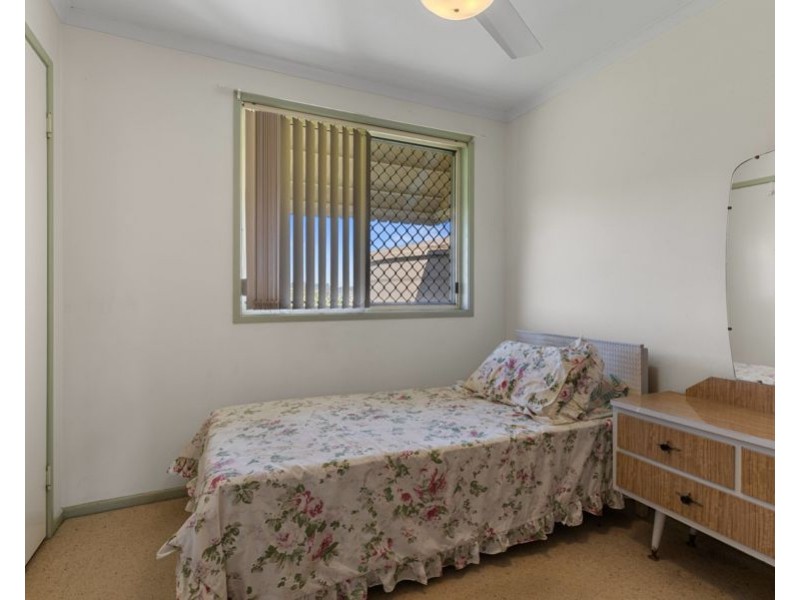 73 Groundwater Road, Southside QLD 4570