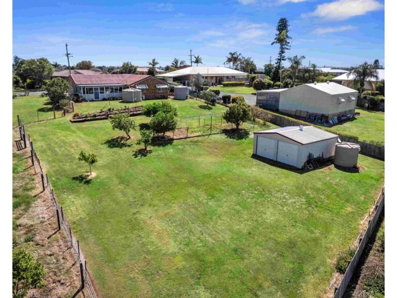 73 Groundwater Road, Southside QLD 4570