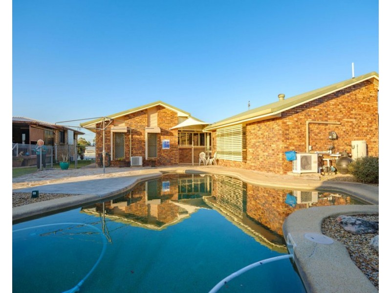 3 Woonga Court, Southside QLD 4570