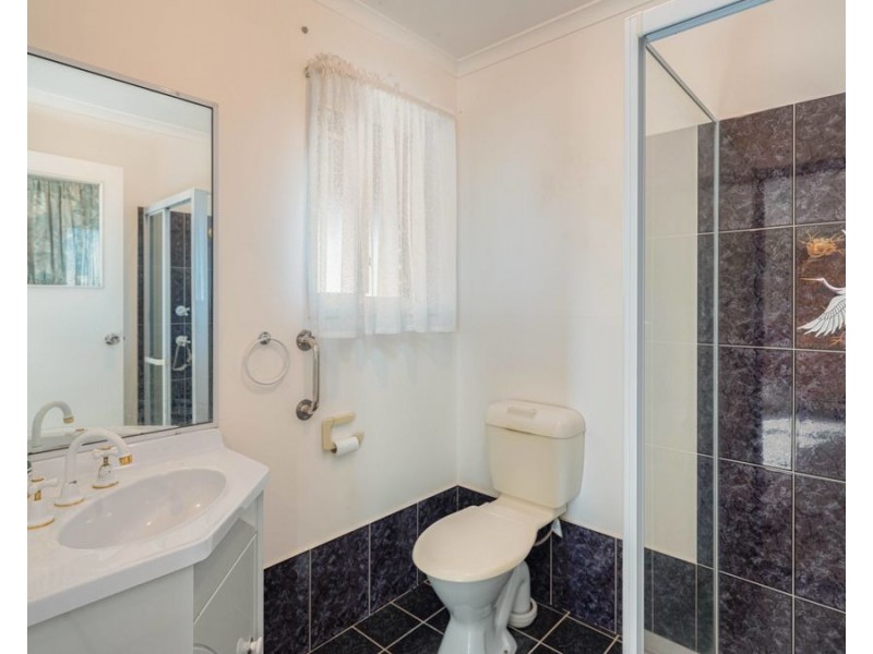 3 Woonga Court, Southside QLD 4570