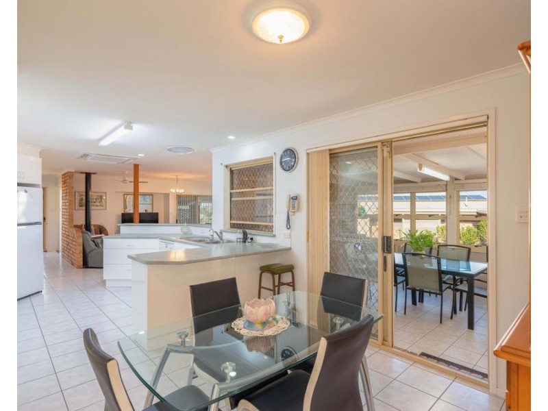 3 Woonga Court, Southside QLD 4570