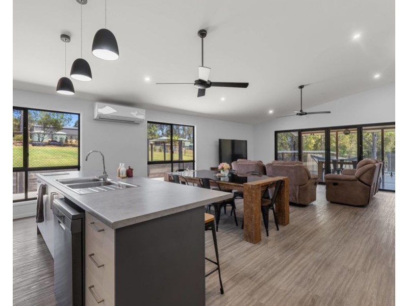10 Sunny View Court, Araluen QLD 4570