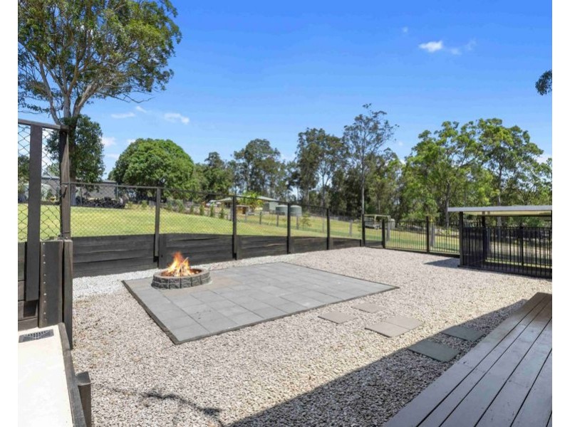 10 Sunny View Court, Araluen QLD 4570