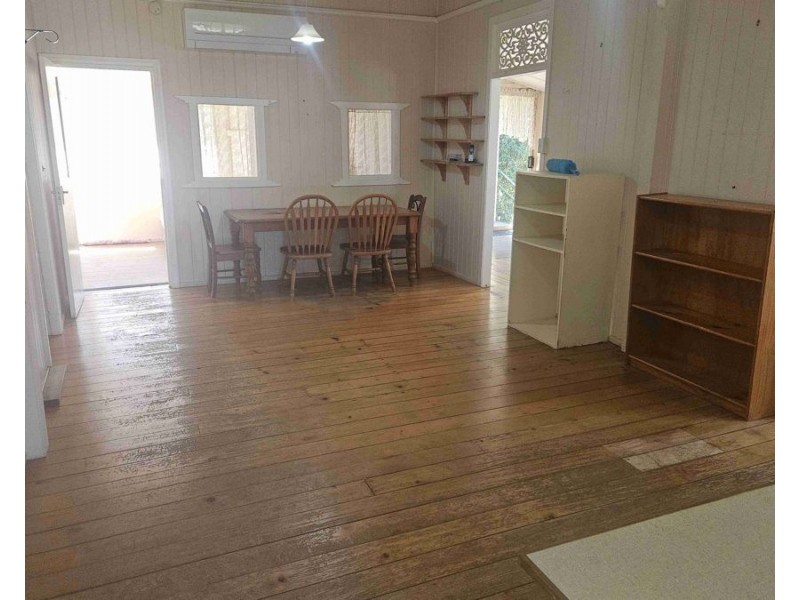 36 Laird Street, Goomeri QLD 4601