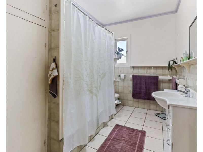 82a Rifle Range Rd, Gympie QLD 4570