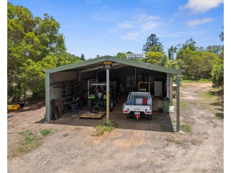 27 Tatnell Road, North Deep Creek QLD 4570