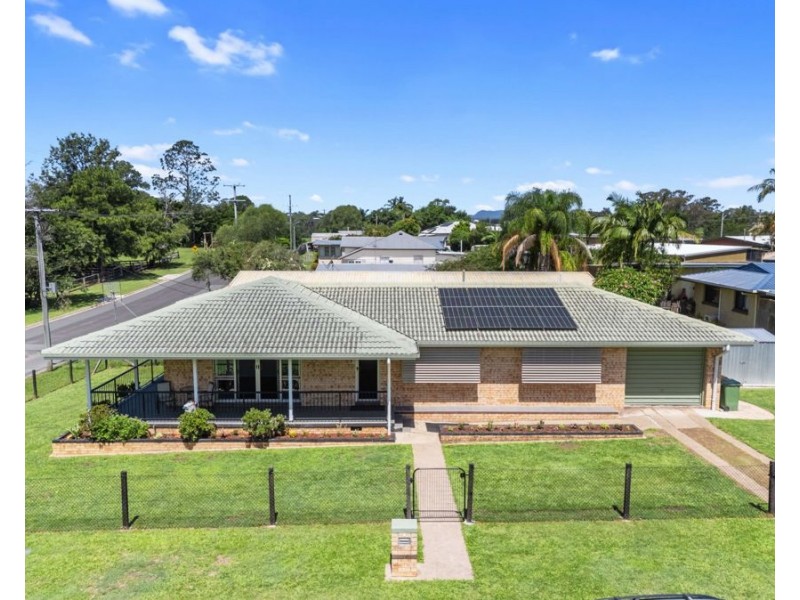 1 Justin Street, Southside QLD 4570