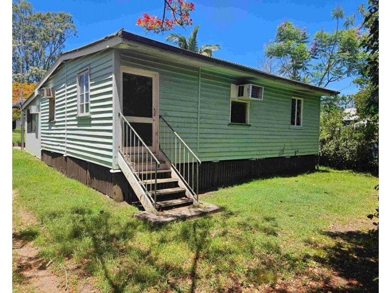 9 Bligh Street, Kilkivan QLD 4600