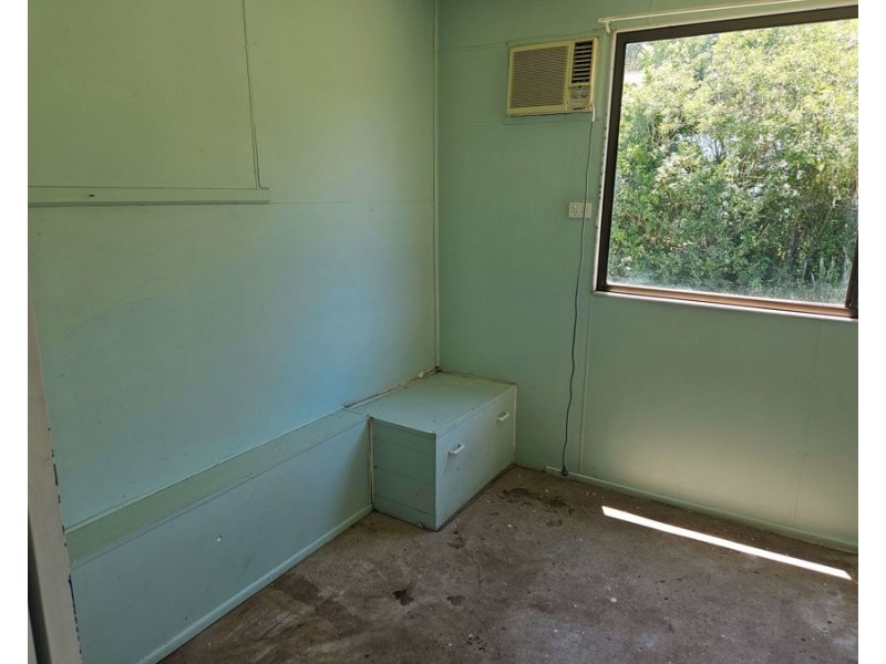 9 Bligh Street, Kilkivan QLD 4600