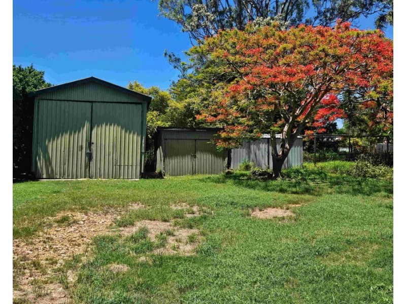 9 Bligh Street, Kilkivan QLD 4600