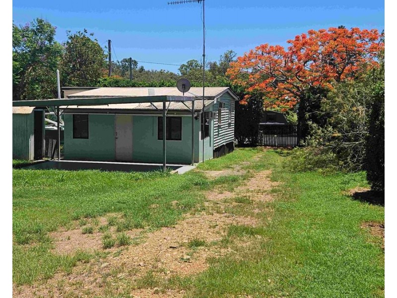 9 Bligh Street, Kilkivan QLD 4600