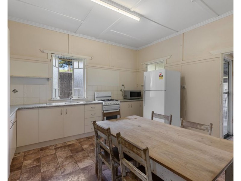 127 Little Road, Glastonbury QLD 4570