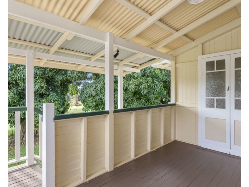 127 Little Road, Glastonbury QLD 4570