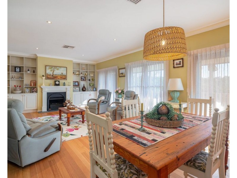 76 Beacon Hill Road, Coolabine QLD 4574