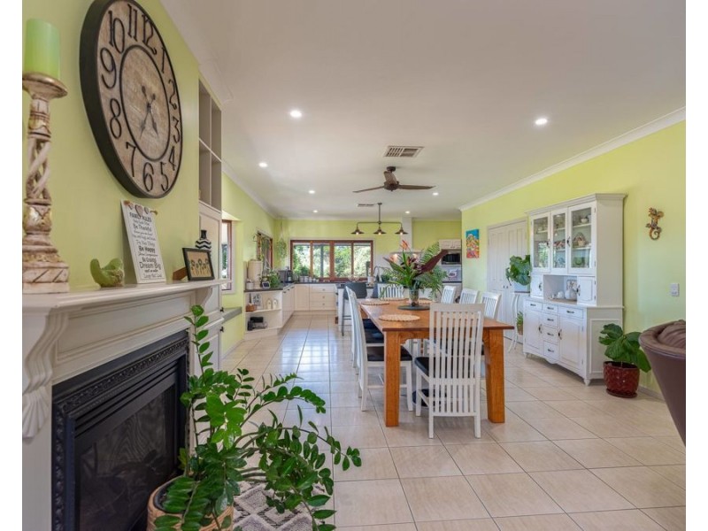 76 Beacon Hill Road, Coolabine QLD 4574