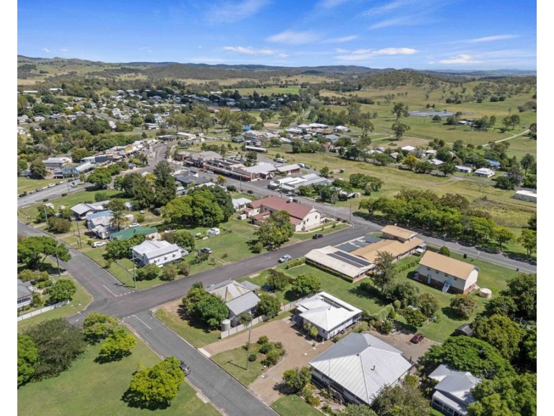 12 Hodge Street, Goomeri QLD 4601