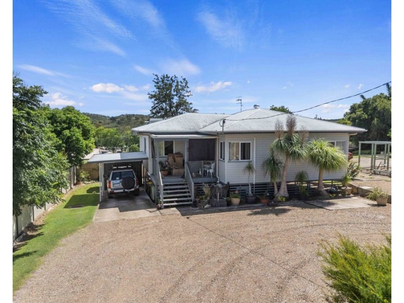 12 Hodge Street, Goomeri QLD 4601
