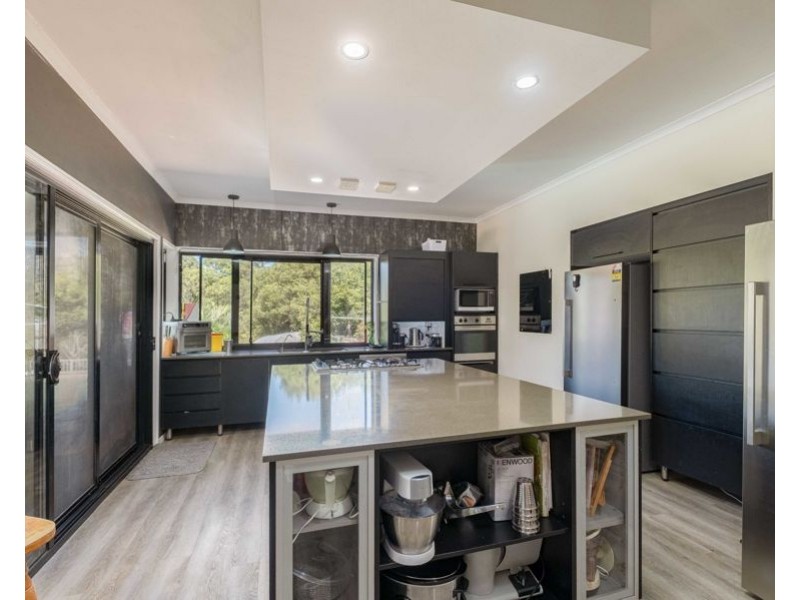 284 Lawson Road, Jones Hill QLD 4570