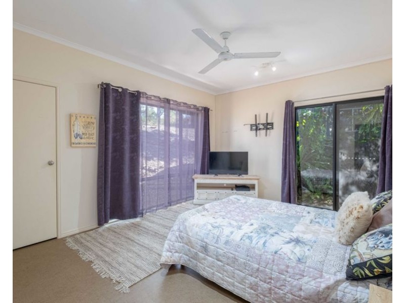 284 Lawson Road, Jones Hill QLD 4570