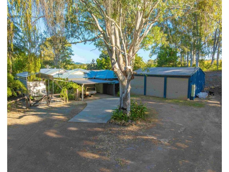 284 Lawson Road, Jones Hill QLD 4570