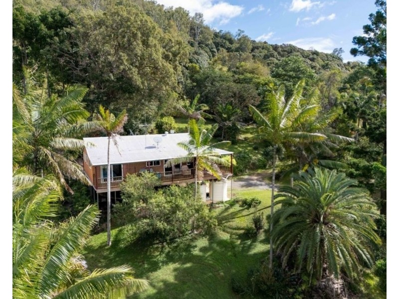 69 Calumet Rd, Goomboorian QLD 4570