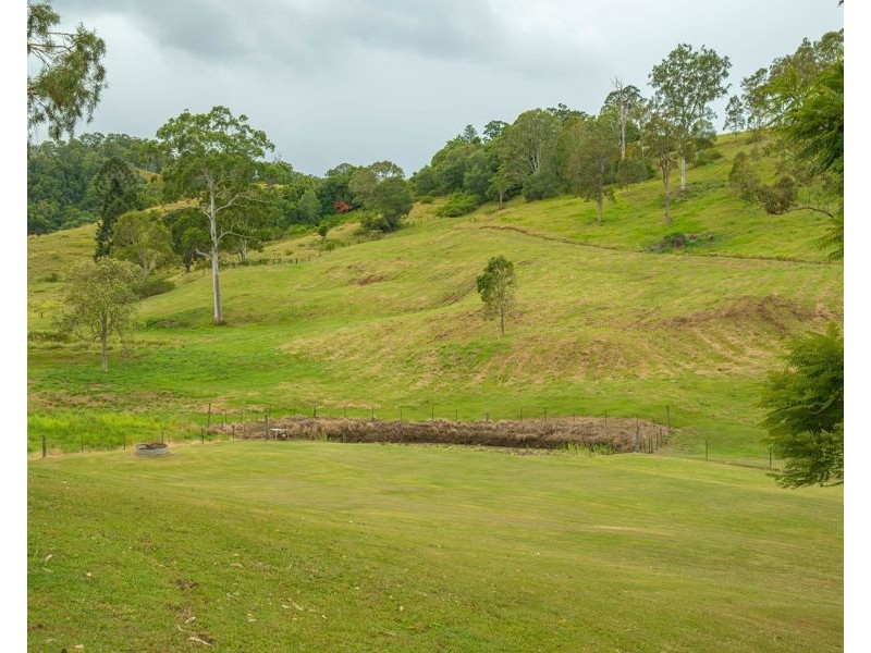 54 Sutton Road, Coolabine QLD 4574