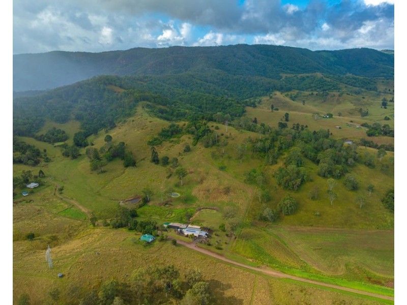 54 Sutton Road, Coolabine QLD 4574