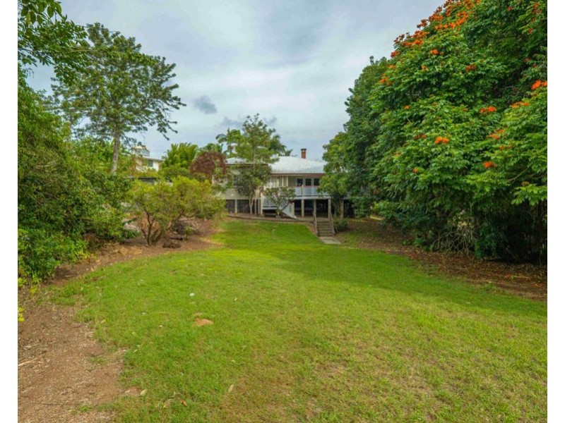29 Caledonian Hill, Gympie QLD 4570