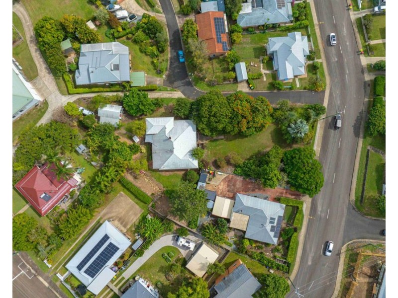 29 Caledonian Hill, Gympie QLD 4570