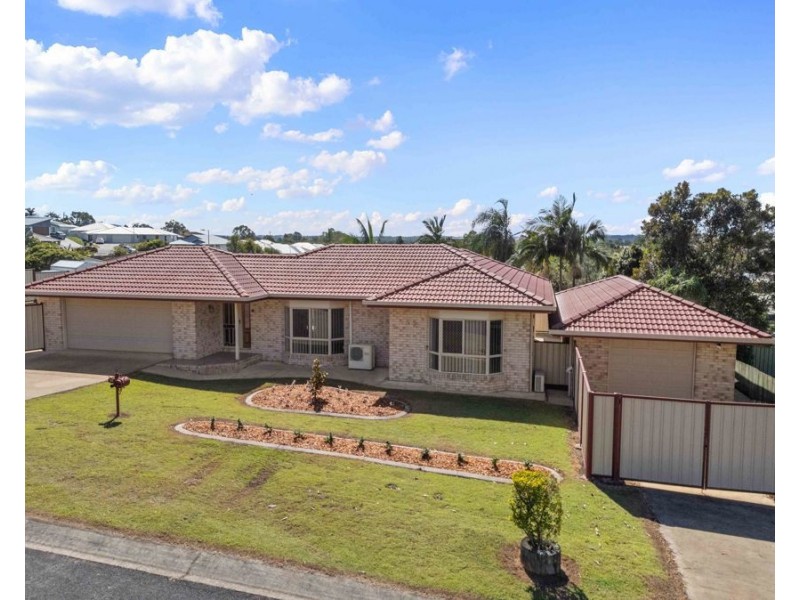 55 Furness Rd, Southside QLD 4570
